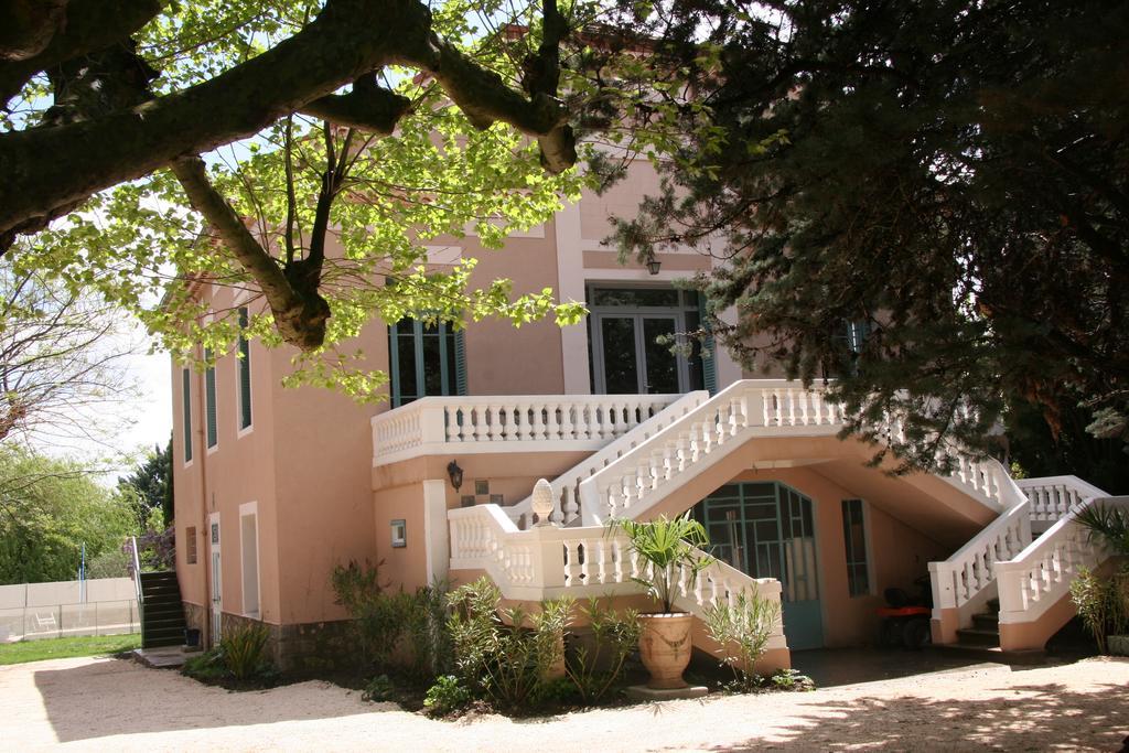 Villa Hanna Combas エクステリア 写真